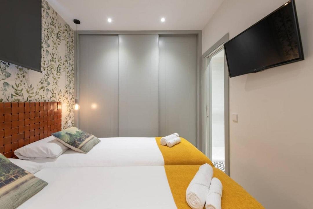 Sophisticated Brand New Flat Apartment Madrid Bagian luar foto