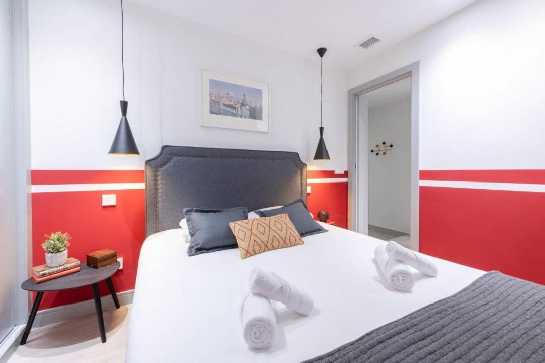 Sophisticated Brand New Flat Apartment Madrid Bagian luar foto